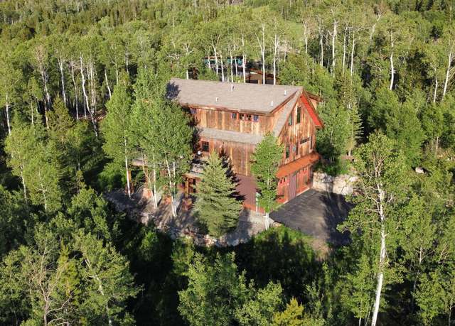 Property at 113 Innsbruck St, Granby, CO 80446, 4 beds, 3 baths