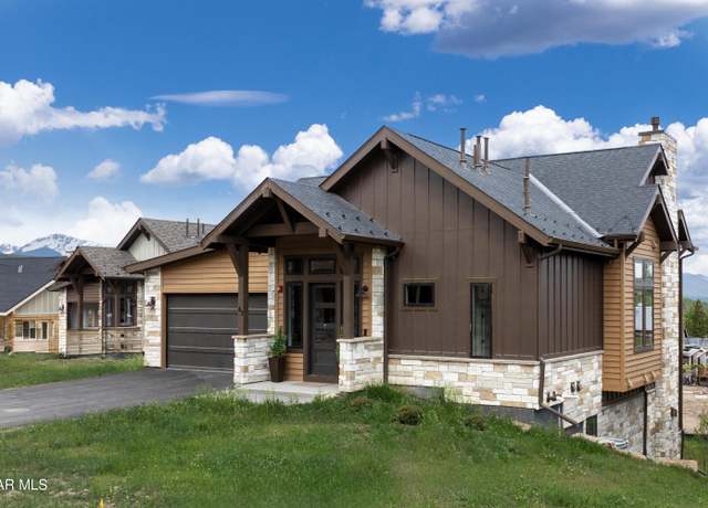 Property at 43 Overlook Pl, Winter Park, CO 80482, 4 beds, 3.5 baths