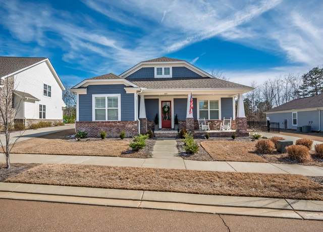 Property at 605 Water Oak Dr, Oxford, MS 38655, 3 beds, 2 baths