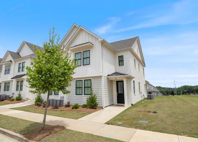 Property at 361 Commonwealth Blvd, Oxford, MS 38655, 3 beds, 3.5 baths