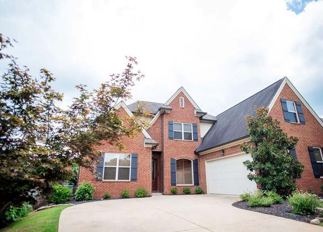 Property at 205 Olde Castle Loop, Oxford, MS 38655, 5 beds, 3 baths