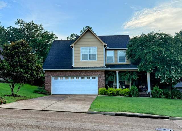 Property at 505 Southcreek, Oxford, MS 38655, 4 beds, 2.5 baths