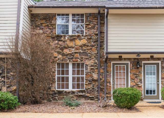 Property at 107 Park Ln, Oxford, MS 38655, 2 beds, 1.5 baths