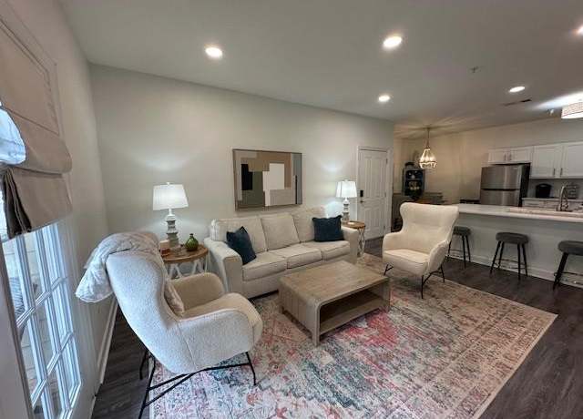 Property at 1021 Molly Barr #86, Oxford, MS 38655, 2 beds, 2 baths