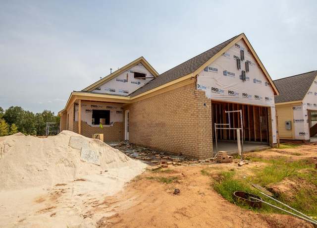 Property at 456 South Grove Dr, Oxford, MS 38655, 3 beds, 3 baths