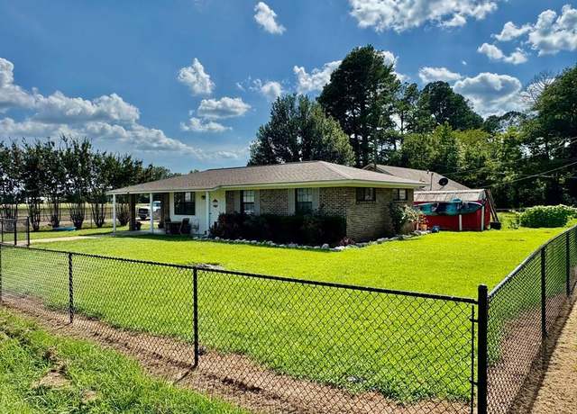 Property at 122 Williams Ave, Bruce, MS 38915, 3 beds, 1 bath