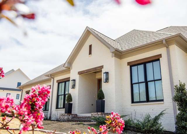 Property at 5003 Braemar Park, Oxford, MS 38655, 4 beds, 3 baths