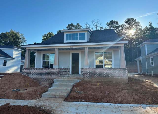 Property at 1027 Nuttall Oak Dr, Oxford, MS 38655, 3 beds, 2.5 baths
