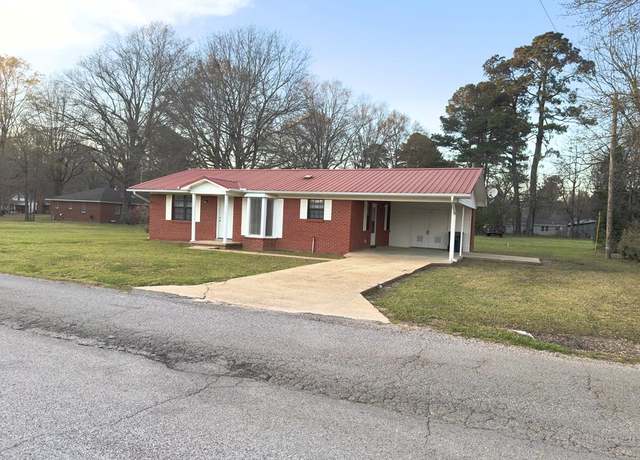 Property at 409 East Clay St, Bruce, MS 38915, 2 beds, 1 bath