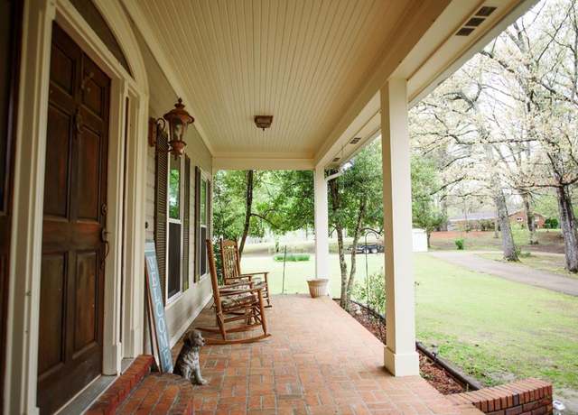 Property at 1382 Hwy 334, Oxford, MS 38655, 3 beds, 2.5 baths