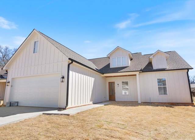 Property at 1016 Lily Ln, Oxford, MS 38655, 3 beds, 2 baths