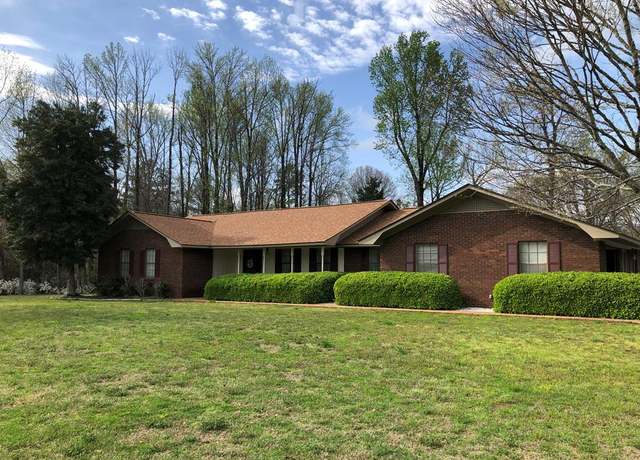 Property at 14 Oak Acres Rd, Batesville, MS 38606, 4 beds, 3 baths