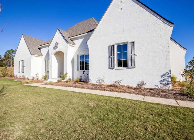 Property at 836 Mccleary Dr, Oxford, MS 38655, 5 beds, 4.5 baths