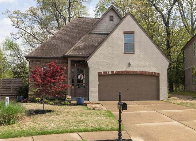 Property at 115 Westbury, Oxford, MS 38655, 4 beds, 2 baths