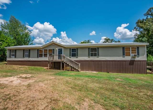 Property at 1376 Crouch Rd, Batesville, MS 38606, 4 beds, 2 baths