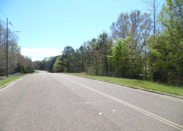 Property at Lot 1 Lakewood Dr, Batesville, MS 38606