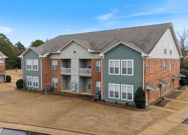 Property at 1403 Private Rd, Oxford, MS 38655, 2 beds, 2 baths
