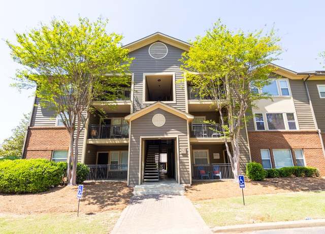 Property at 2100 Old Taylor Road #210, Oxford, MS 38655, 3 beds, 2 baths