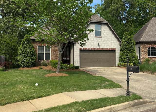 Property at 113 Westbury Cir, Oxford, MS 38655, 4 beds, 2.5 baths