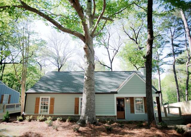 Property at 100 Heights Dr, Oxford, MS 38655, 3 beds, 2 baths