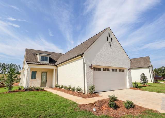 Property at 446 South Grove Dr, Oxford, MS 38655, 3 beds, 3.5 baths