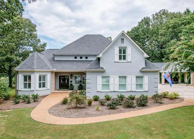 Property at 403 Lakeview Ct, Oxford, MS 38655, 4 beds, 3.5 baths