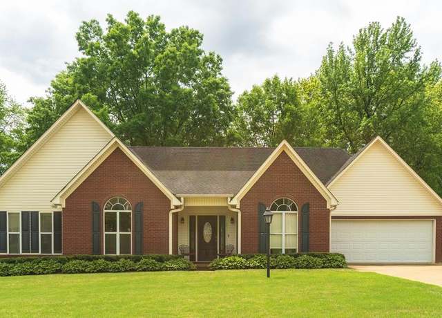 Property at 305 Tanner, Oxford, MS 38655, 4 beds, 2.5 baths