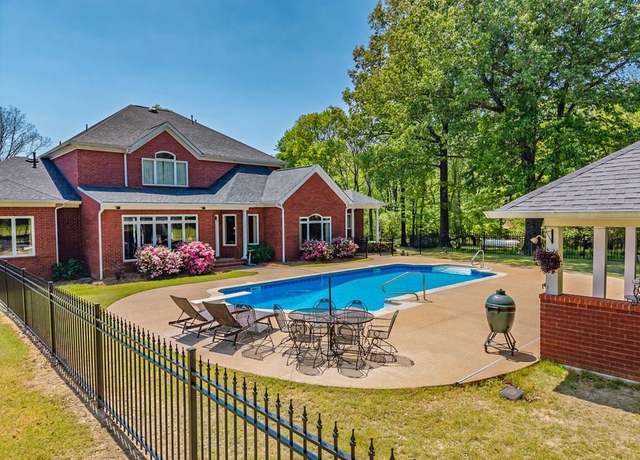 Property at 14015 Ballentine Rd, Sardis, MS 38666, 4 beds, 4.5 baths