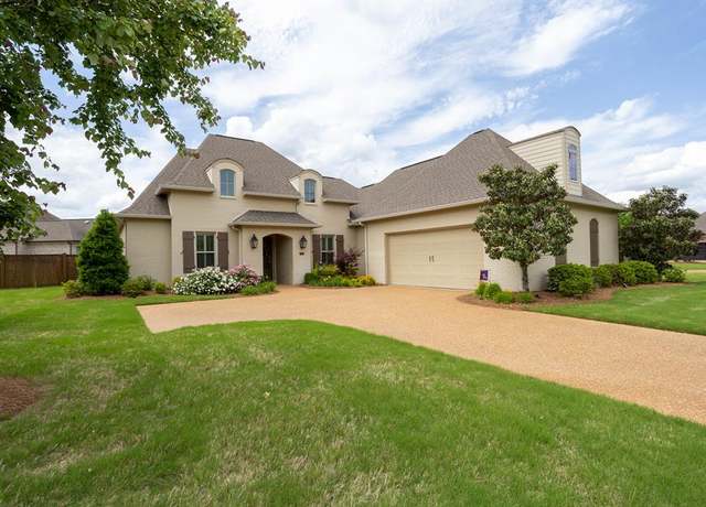 Property at 109 Pin Oak Dr, Oxford, MS 38655, 4 beds, 3 baths