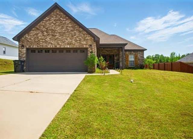 Property at 2025 Pebble Creek Loop, Oxford, MS 38655, 3 beds, 2 baths