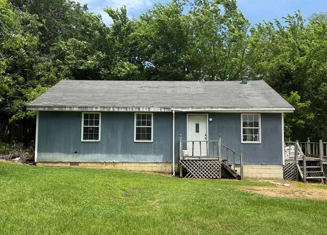 Property at 1005 Bergland St, Water Valley, MS 38965, 3 beds, 1 bath