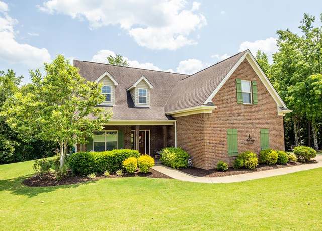 Property at 311 Lakes Dr, Oxford, MS 38655, 4 beds, 3.5 baths