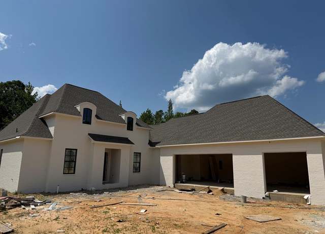 Property at 2867 Berkshire Dr, Oxford, MS 38655, 4 beds, 3 baths