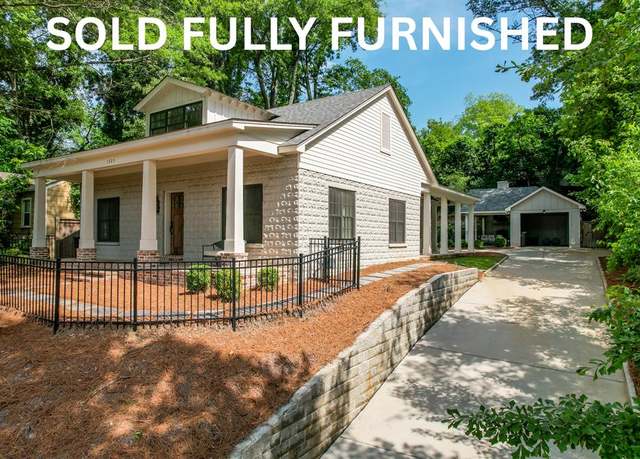 Property at 1525 Jackson Ave E, Oxford, MS 38655, 3 beds, 3 baths