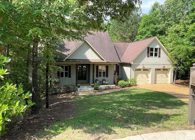 Property at 824 Tuscan Ridge Dr, Oxford, MS 38655, 5 beds, 3 baths
