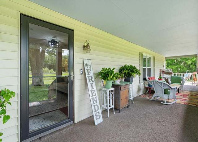 Property at 813 Hwy 30e, Oxford, MS 38655, 3 beds, 2 baths