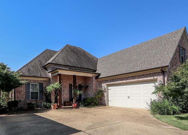 Property at 127 Rosemont Loop, Oxford, MS 38655, 4 beds, 3 baths