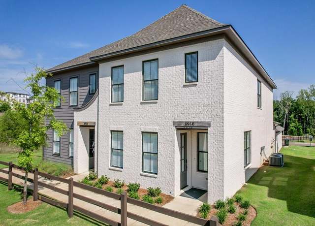 Property at 3018 Oxford Way, Oxford, MS 38655, 3 beds, 3.5 baths