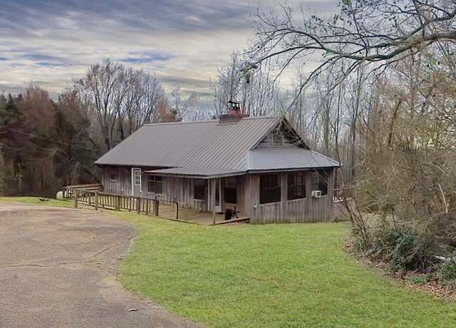Property at 3665 Macedonia Rd, Batesville, MS 38606, 3 beds, 1 bath