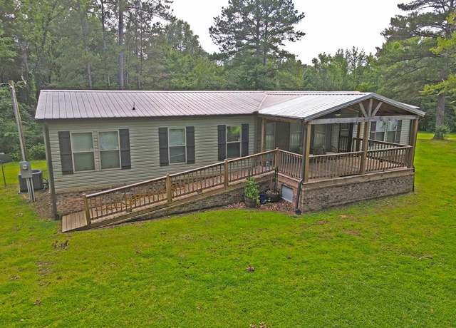 Property at 408 Patricia Dr, Water Valley, MS 38965, 3 beds, 2 baths