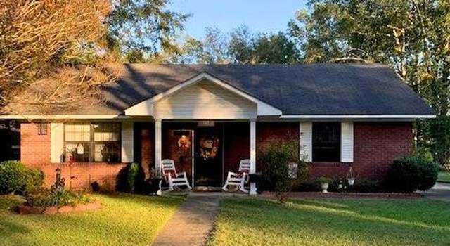 Photo of 112 Morrison St, Coffeeville, MS 38922