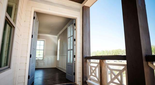 Photo of 457 Stricklin Lake Dr, Oxford, MS 38655