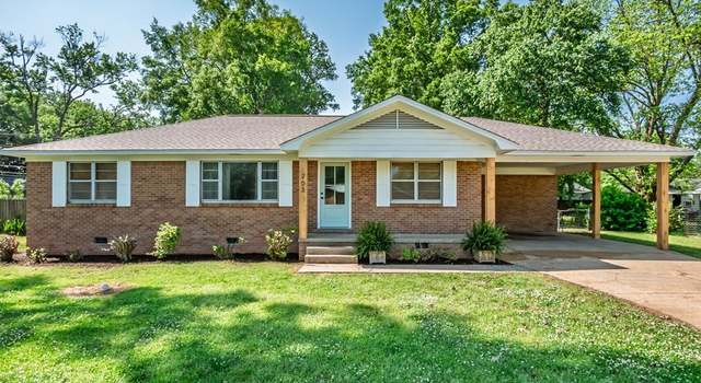 Photo of 203 James St, Batesville, MS 38606