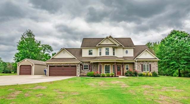 Photo of 138 Coleburn Dr, Batesville, MS 38606