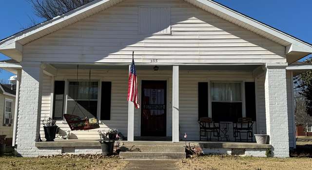 Photo of 305 Webb St, Clarksdale, MS 38645