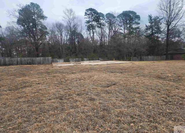 Property at 709 Johnson Ave, Wake Village, TX 75501