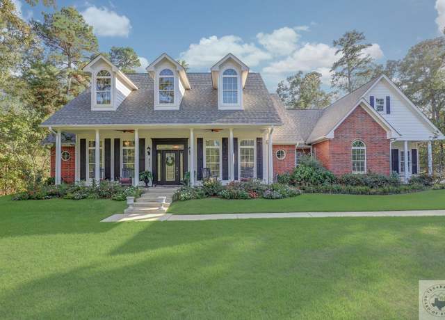 Property at 201 Crepe Myrtle Ln, Texarkana, TX 75503, 3 beds, 3 baths