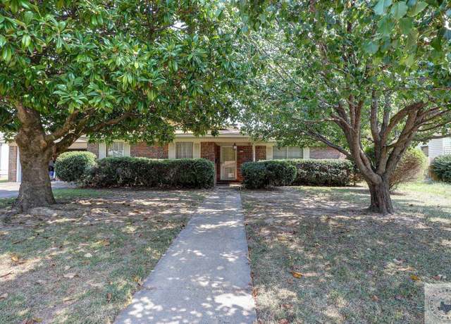Property at 4104 Magnolia St, Texarkana, TX 75503, 3 beds, 2 baths