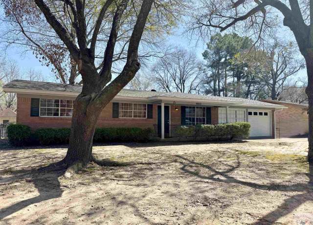 Property at 4013 Honeysuckle Ln, Texarkana, TX 75503, 3 beds, 2 baths