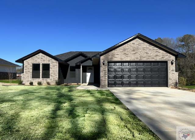 Property at 112 Village Pl, Wake Village, TX 75501, 3 beds, 2 baths